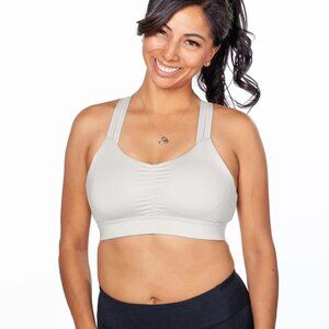 Handful Y-Back Bra in Whipped Womens Medium White